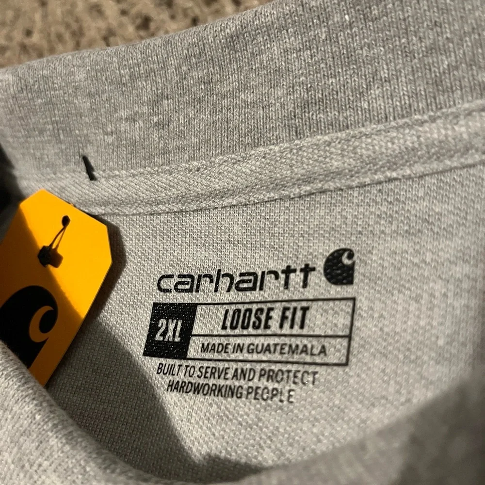 Carhartt button up tee - Picture 2 of 3